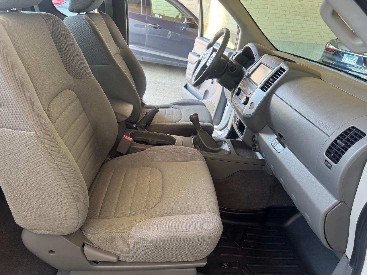 Nissan Frontier  2019