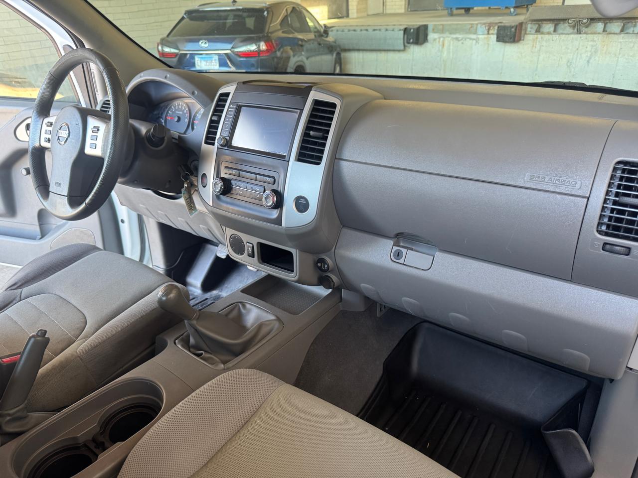 Nissan Frontier  2019