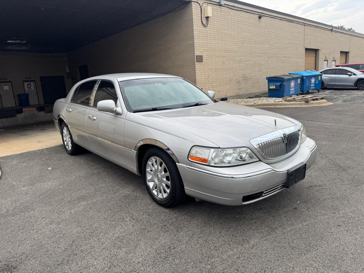 Lincoln Town Car 4dr Sdn Signature 2007