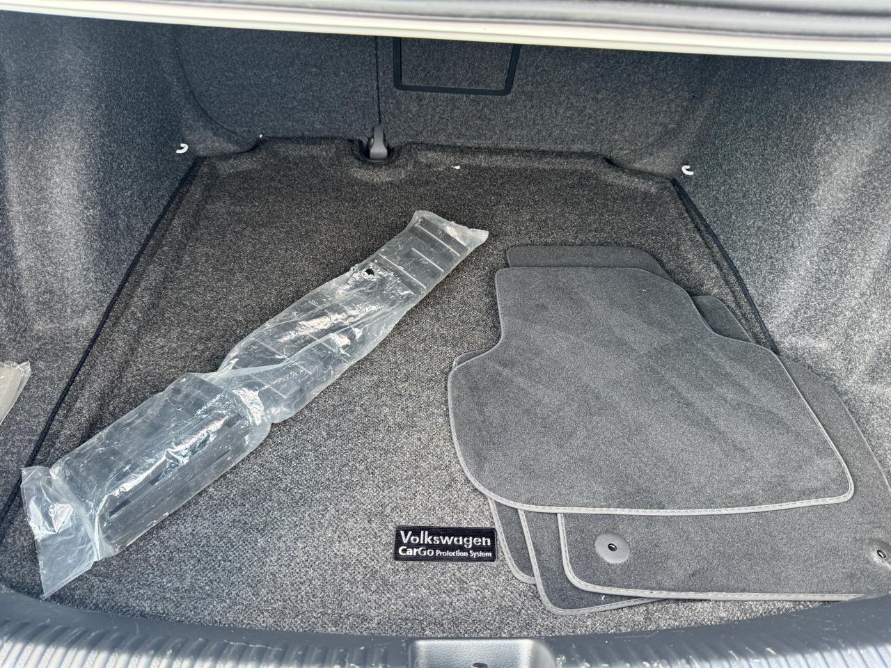 Volkswagen Jetta 1.8T SEL Auto 2017