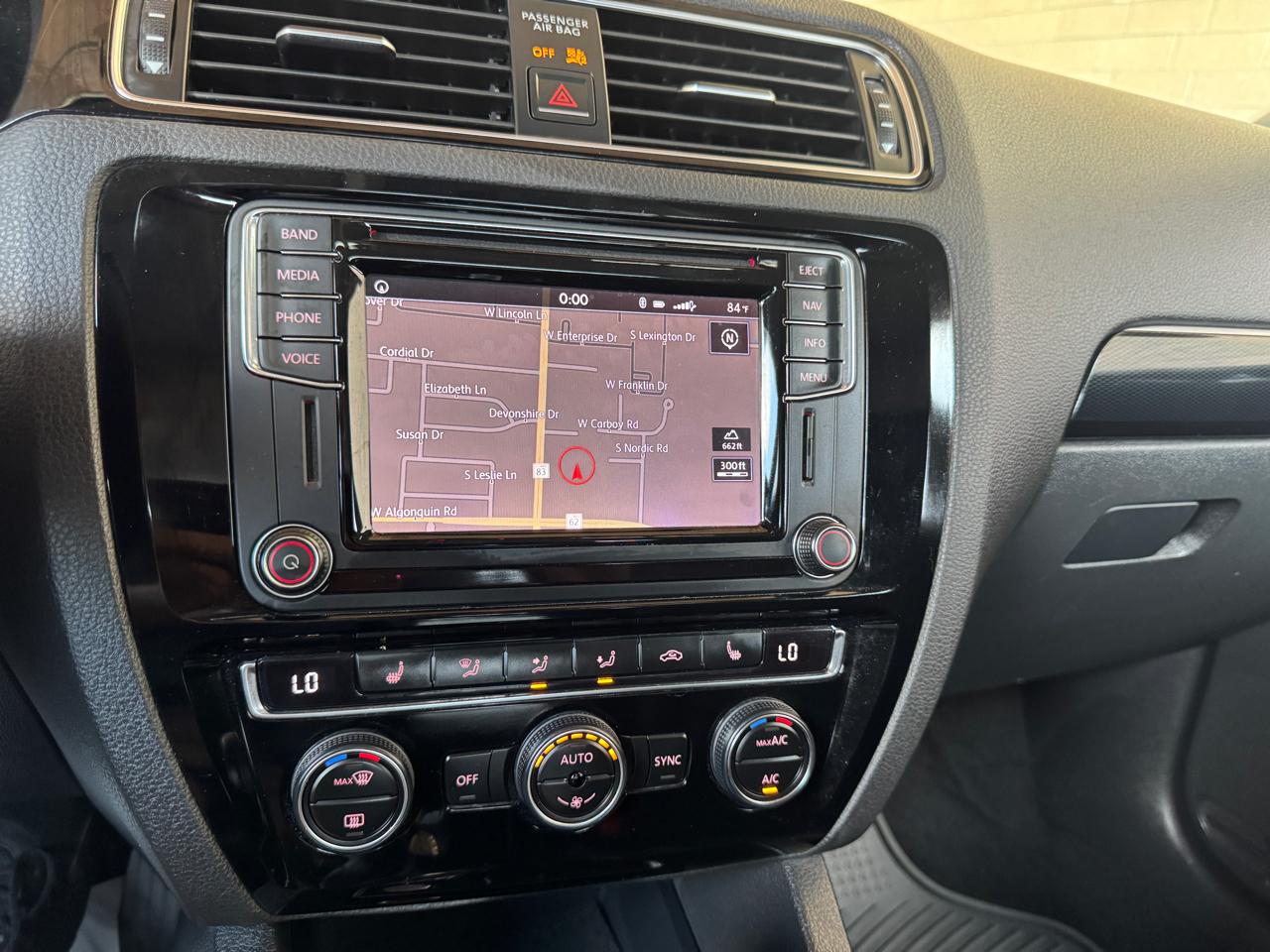 Volkswagen Jetta 1.8T SEL Auto 2017