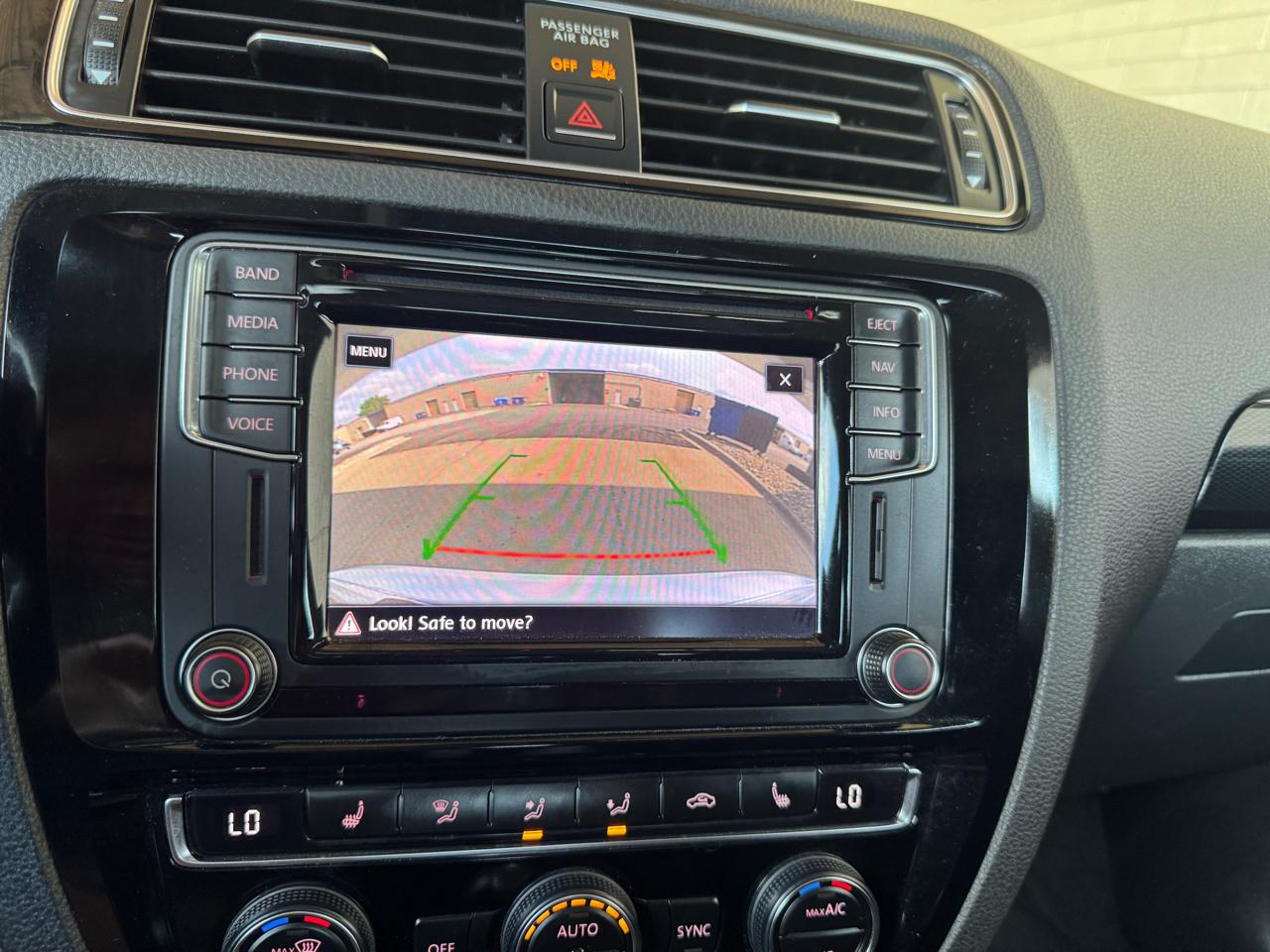 Volkswagen Jetta 1.8T SEL Auto 2017