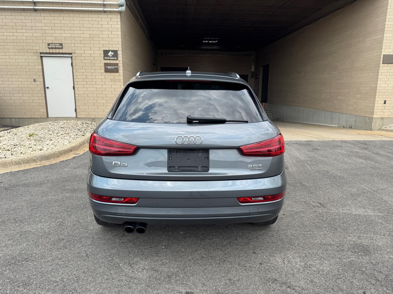 Audi Q3 2.0 TFSI Premium quattro AWD 2017