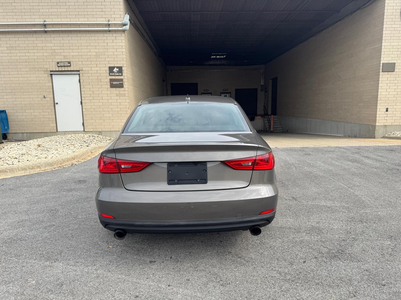 Audi A3 4dr Sdn quattro 2.0T Premium Plus 2015