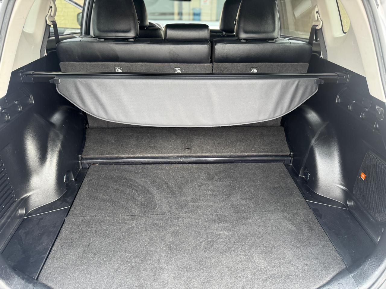Toyota RAV4 Hybrid Limited AWD 2017