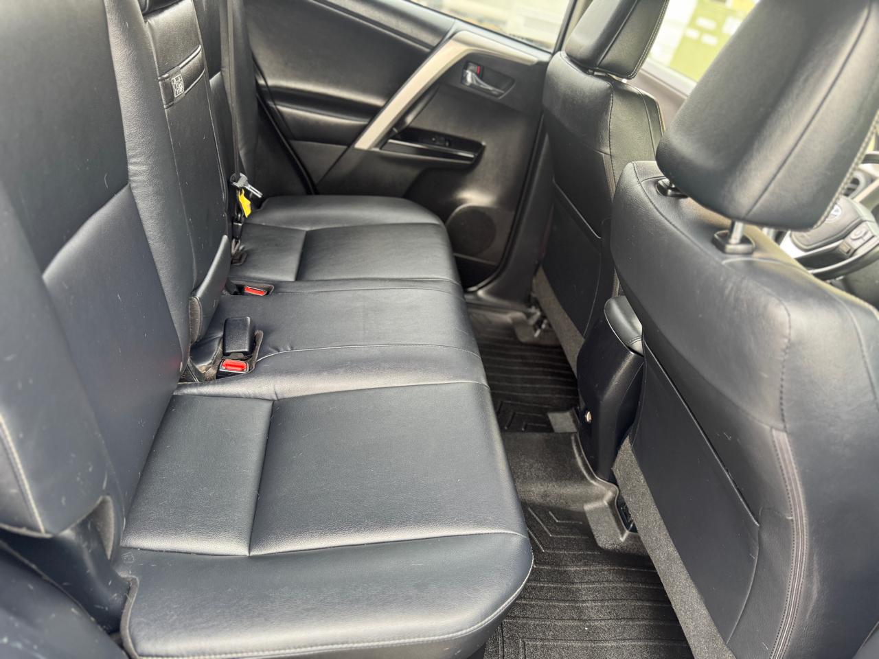 Toyota RAV4 Hybrid Limited AWD 2017
