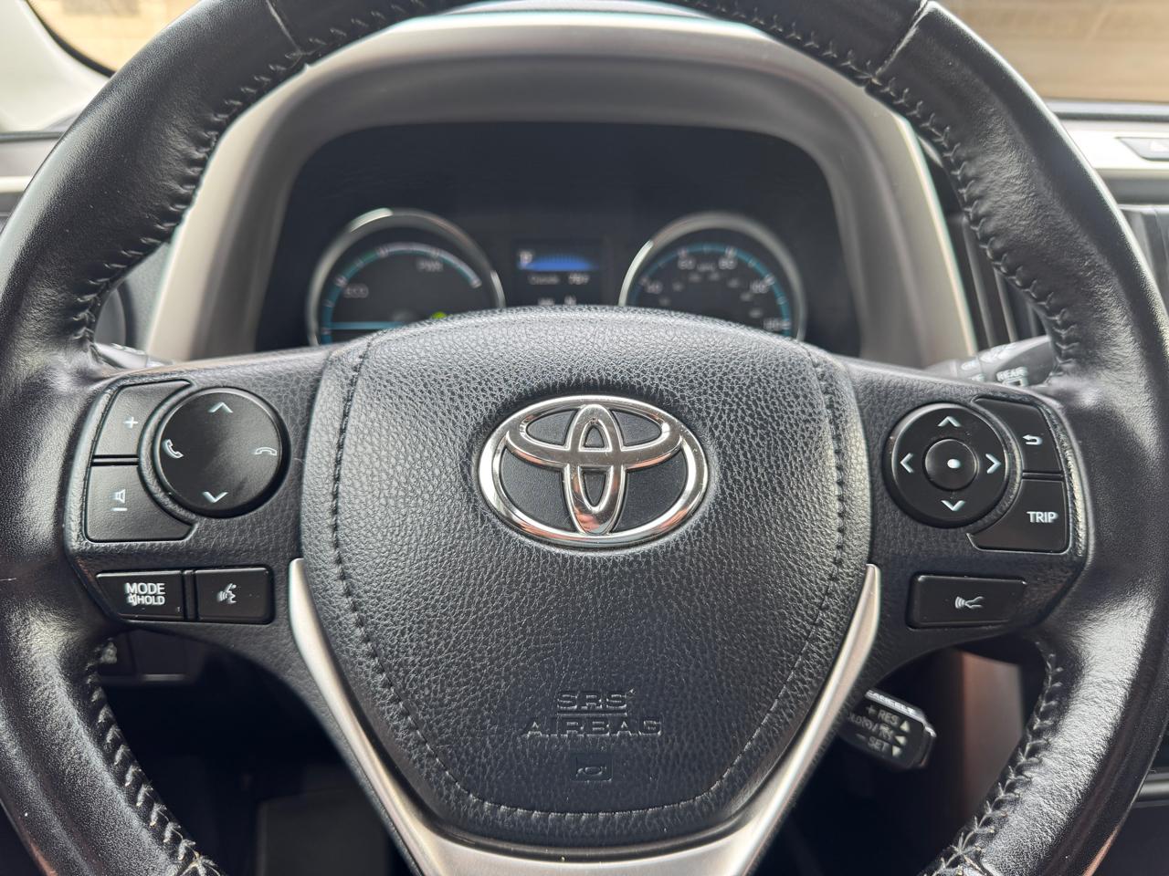 Toyota RAV4 Hybrid Limited AWD 2017