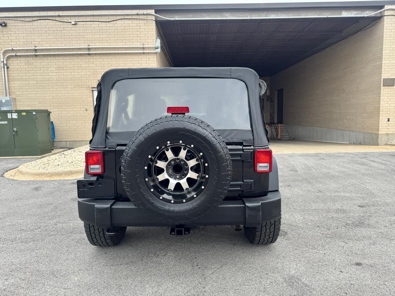 Jeep Wrangler Unlimited 4WD 4dr Sport 2015