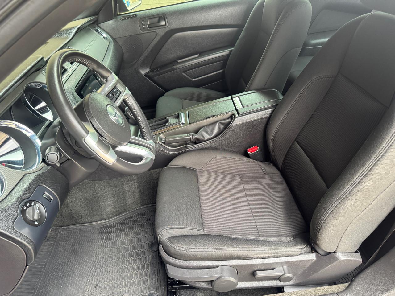 Ford Mustang 2dr Cpe V6 2014