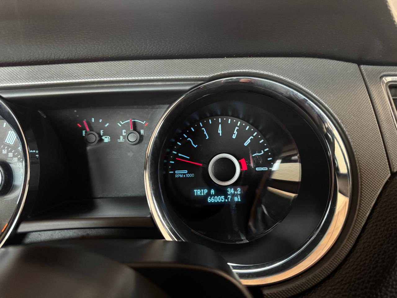 Ford Mustang 2dr Cpe V6 2014
