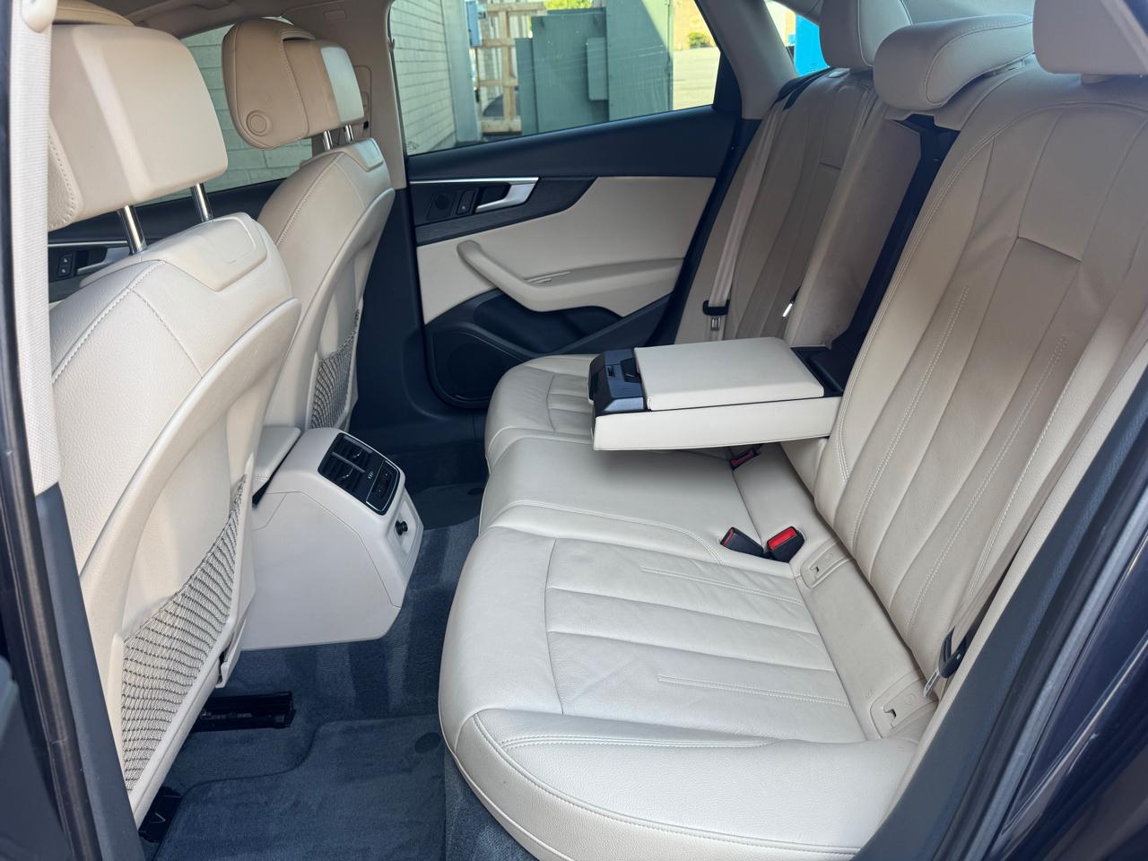 Audi A4  2018