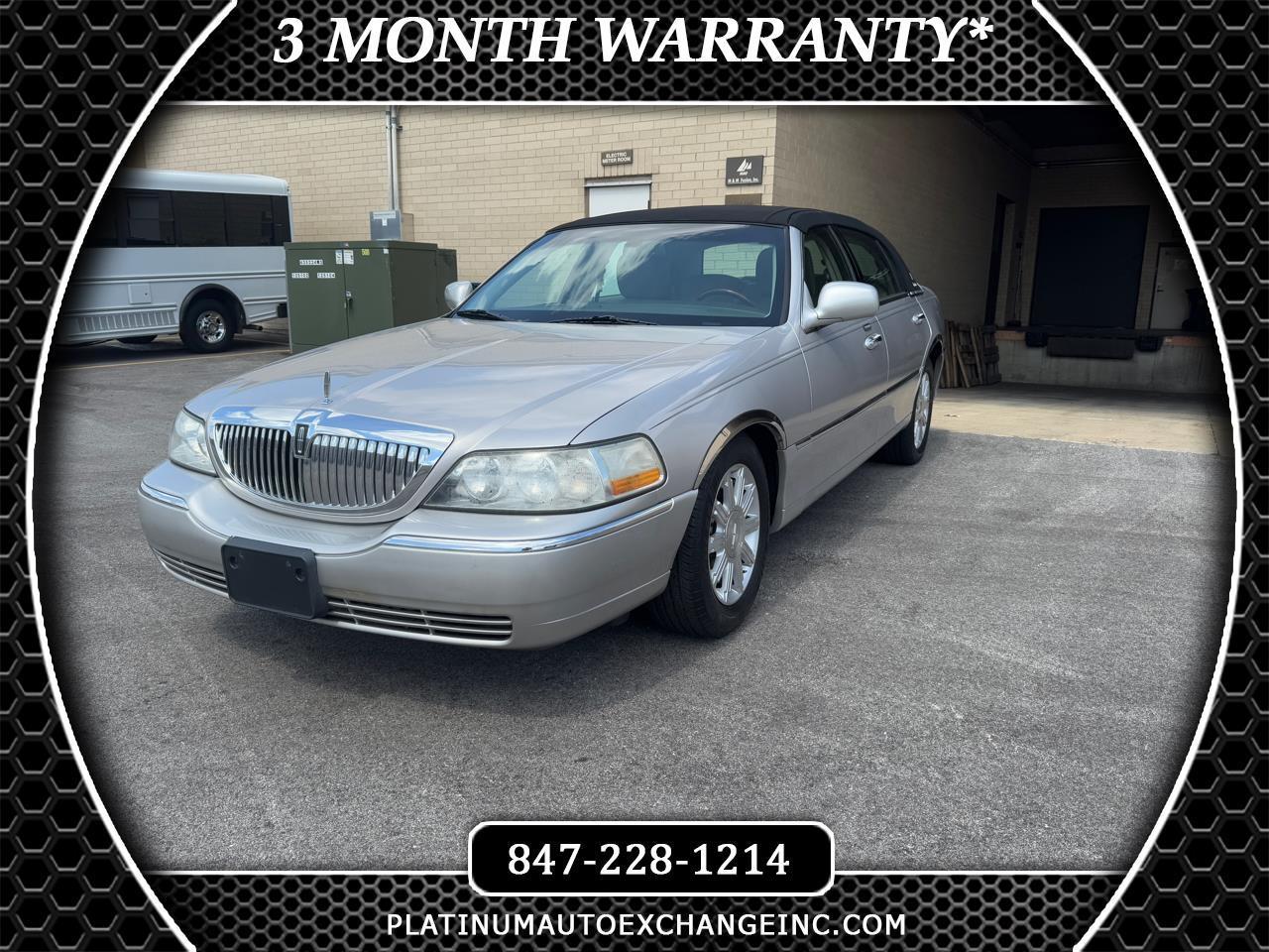 2011 Lincoln Town Car 4dr Sdn Signature Limited