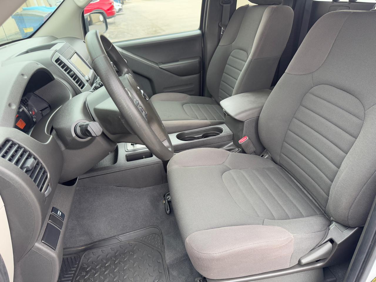 Nissan Frontier  2019