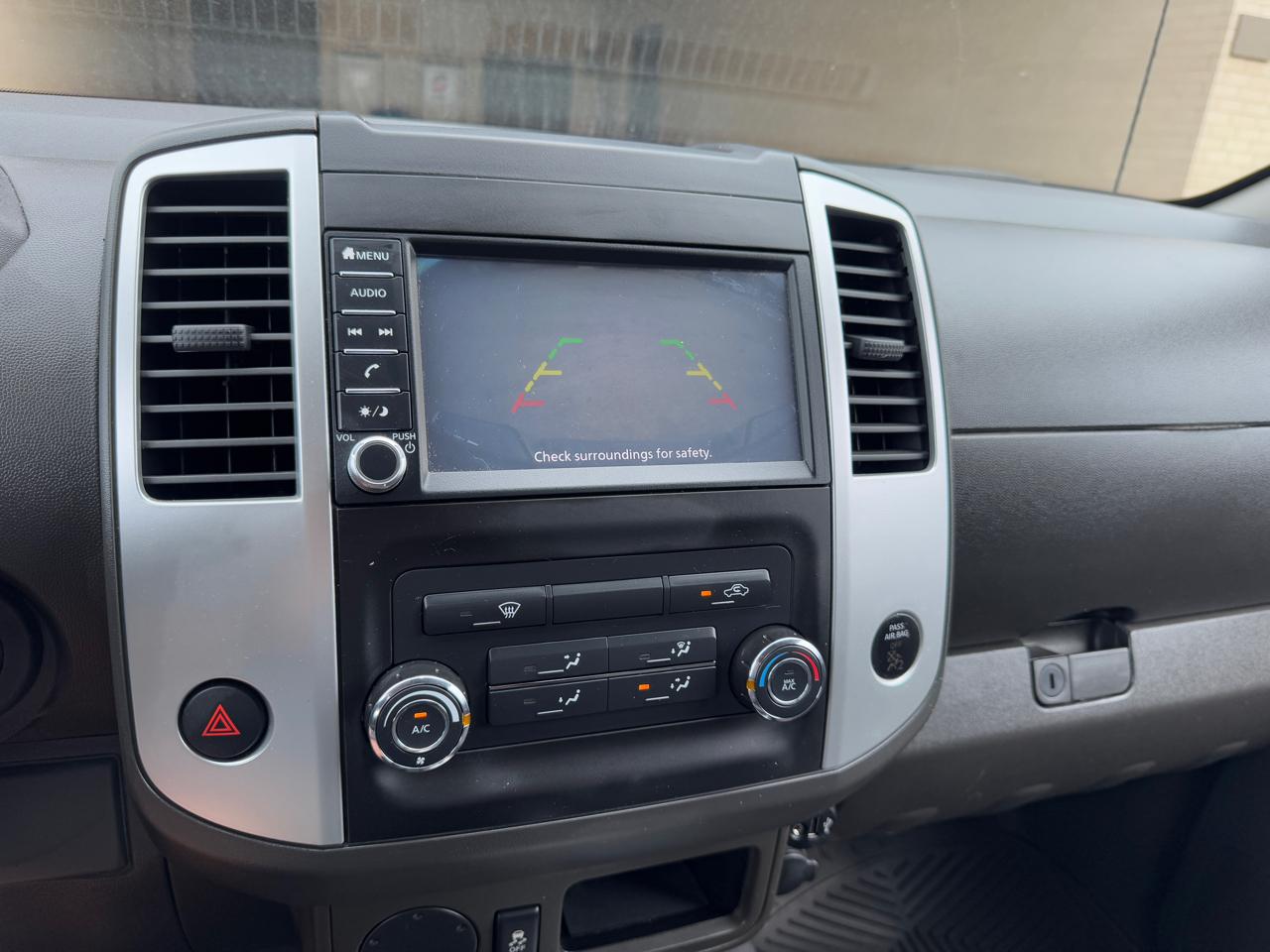 Nissan Frontier  2019