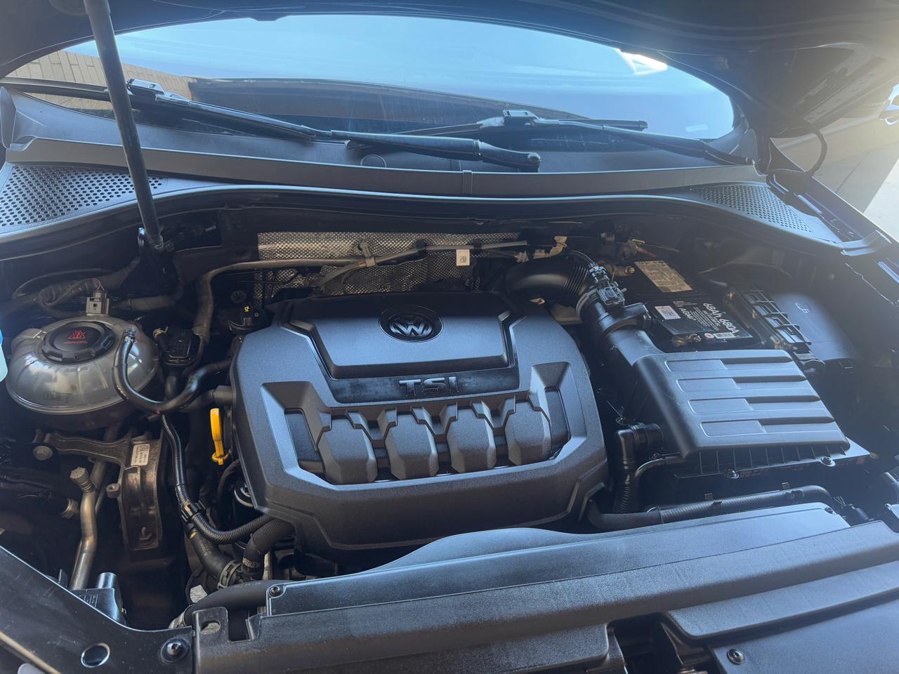 Volkswagen Tiguan  2021