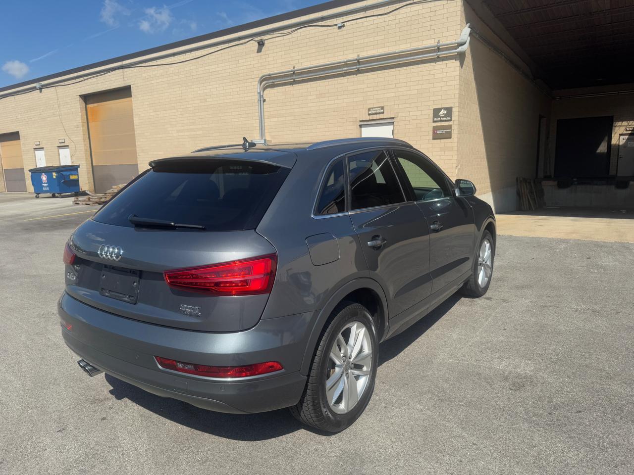 Audi Q3 2.0 TFSI Premium Plus quattro AWD 2017