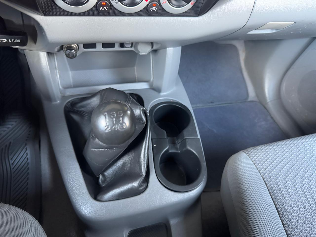 Toyota Tacoma  2010
