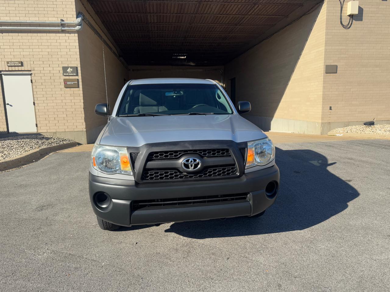 Toyota Tacoma  2011