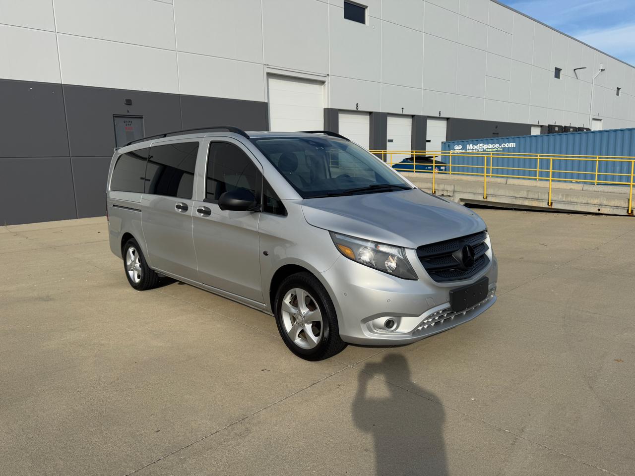 Mercedes-Benz Metris Passenger Van  2016