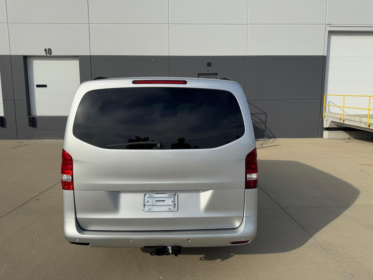 Mercedes-Benz Metris Passenger Van  2016