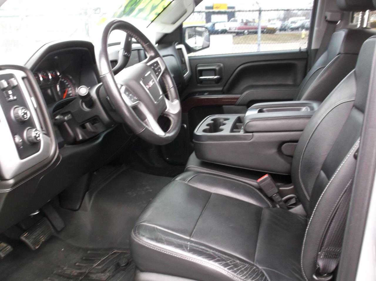 GMC Sierra 1500 SLT Crew Cab Long Box 4WD 2016