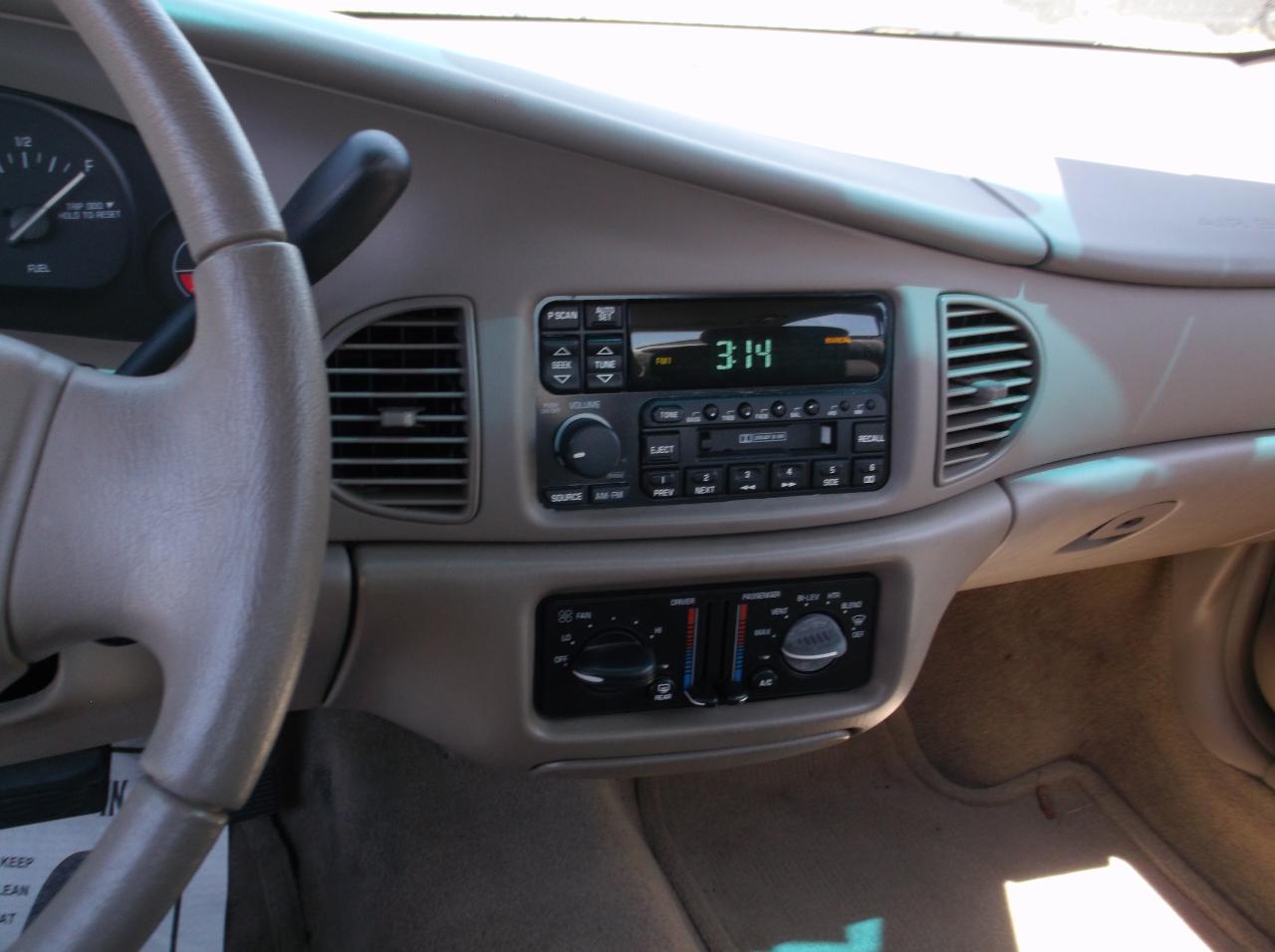 Buick Century Custom 2003