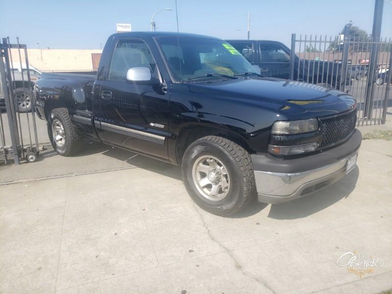 Chevrolet Silverado 1500 LS Long Bed 2WD 2002