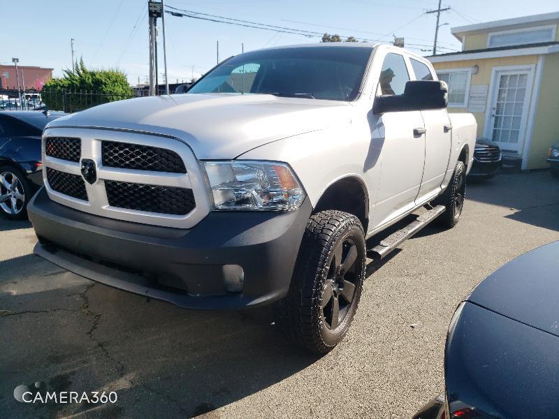 2015 RAM 1500 Tradesman Crew Cab SWB 2WD