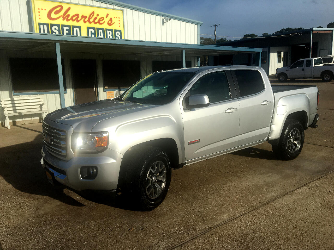 Used 2016 GMC Canyon 4WD Crew Cab 128.3" SLE for Sale in Huntsville TX