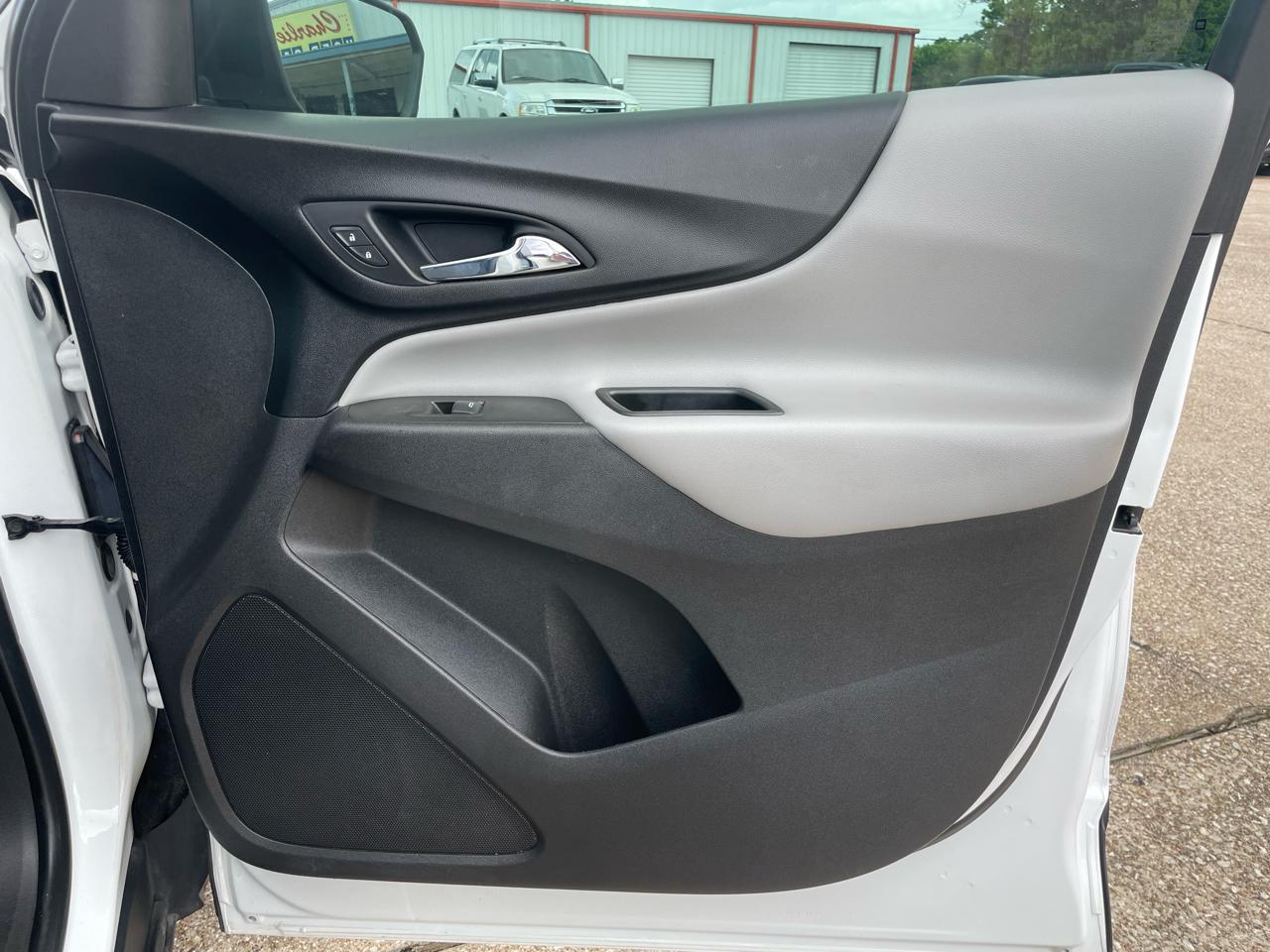 Chevrolet Equinox FWD 4dr LS w/1LS 2020