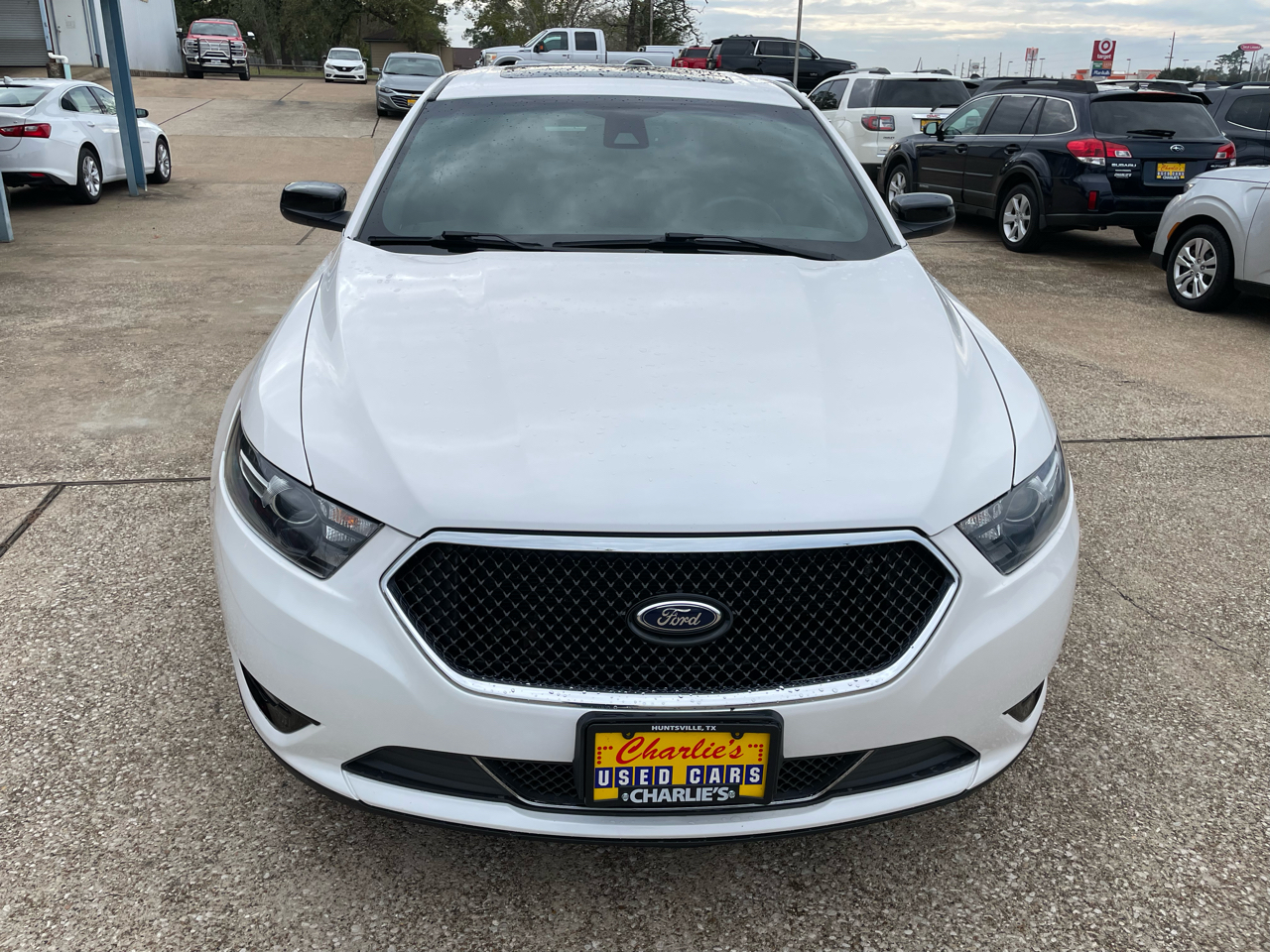 Ford Taurus 4dr Sdn SHO AWD 2015