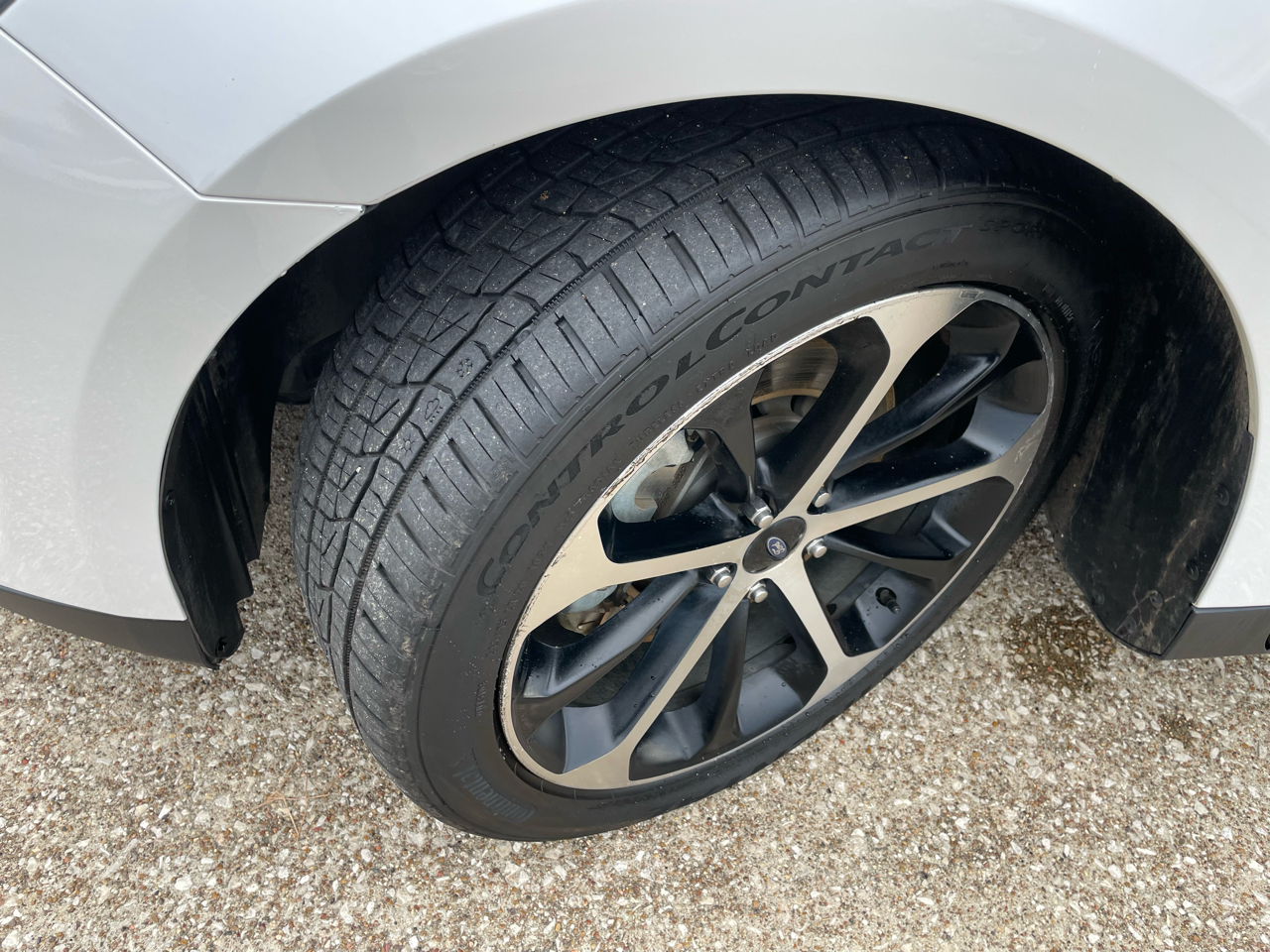 Ford Taurus 4dr Sdn SHO AWD 2015