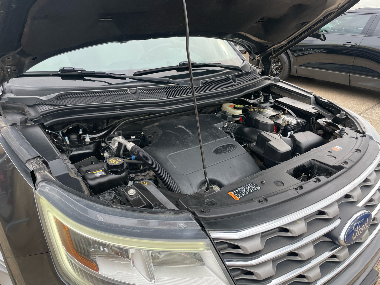 Ford Explorer FWD 4dr XLT 2016