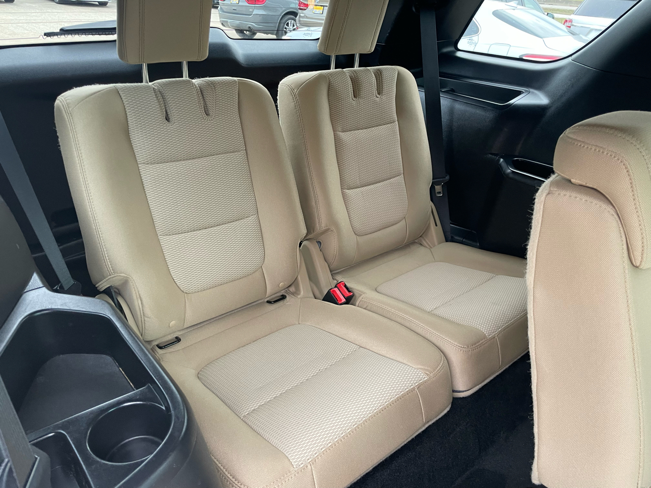 Ford Explorer FWD 4dr XLT 2016