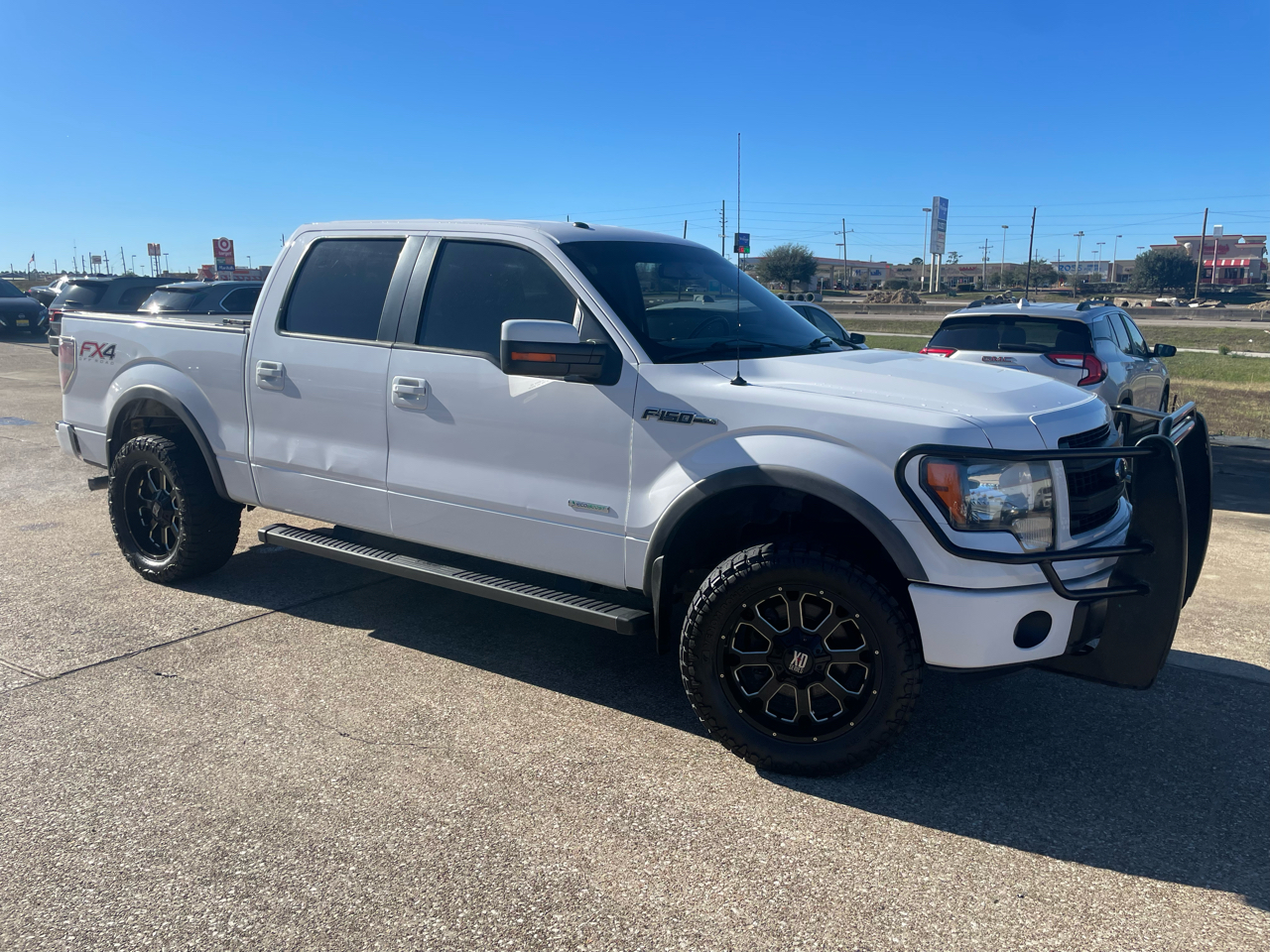 Ford F-150 4WD SuperCrew 145" FX4 2014