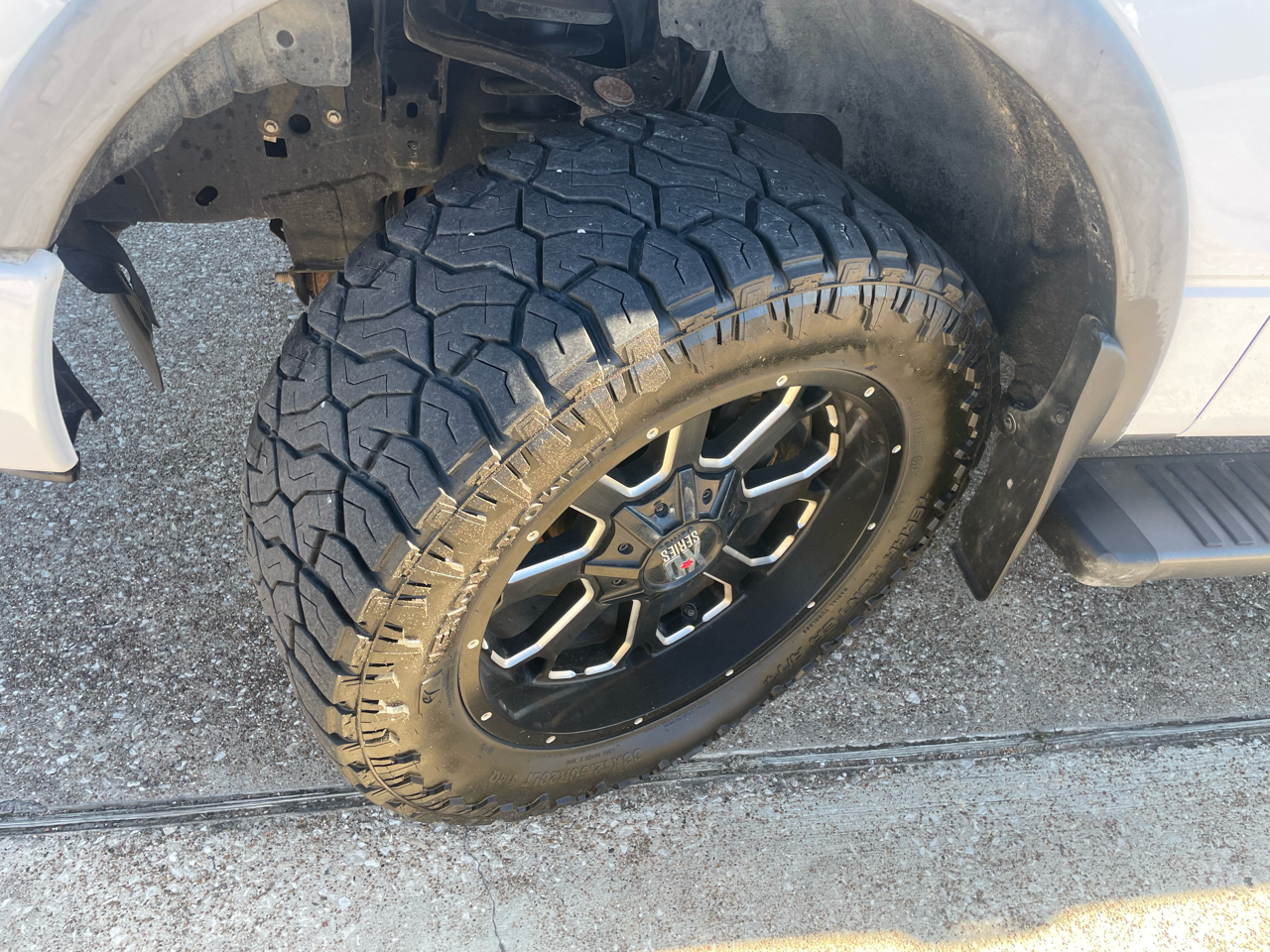 Ford F-150 4WD SuperCrew 145" FX4 2014