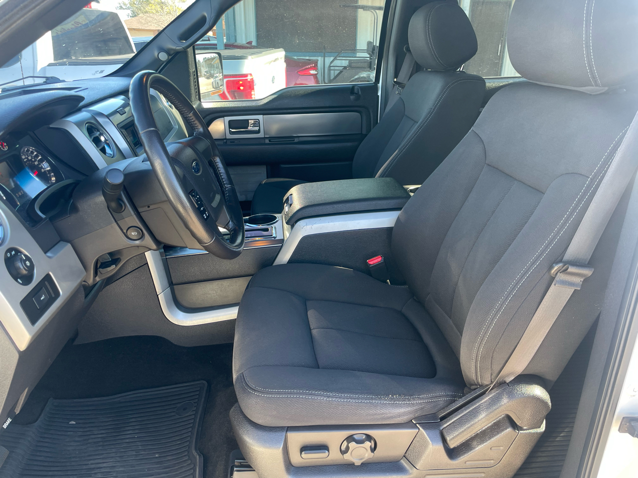 Ford F-150 4WD SuperCrew 145" FX4 2014