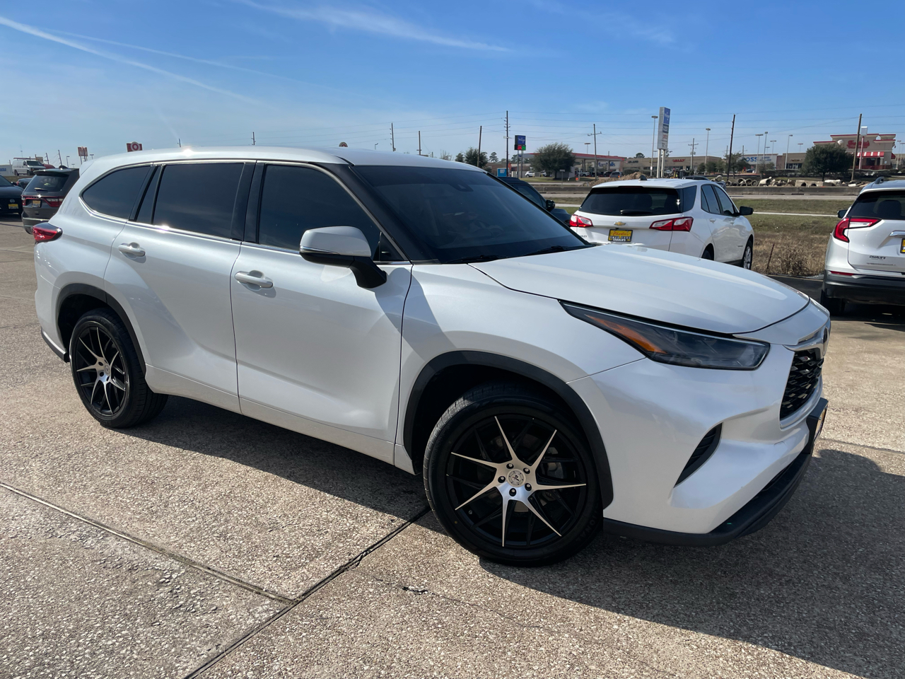 Toyota Highlander L FWD (Natl) 2022