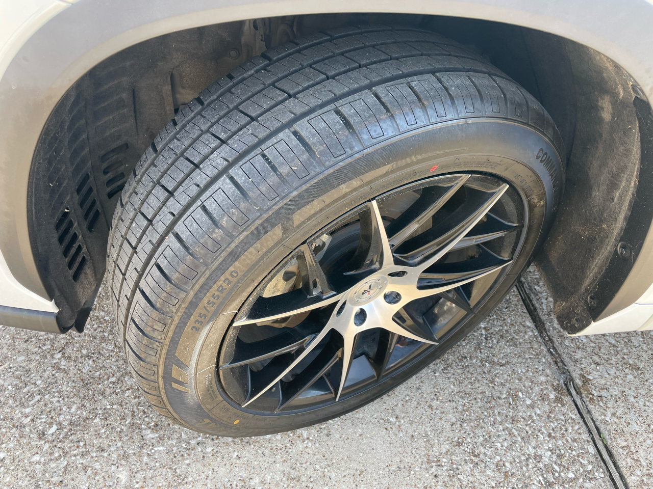 Toyota Highlander L FWD (Natl) 2022