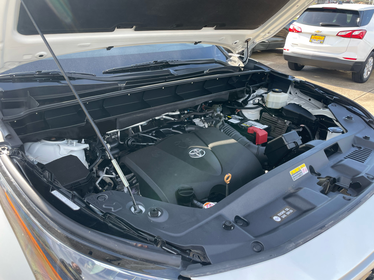 Toyota Highlander L FWD (Natl) 2022