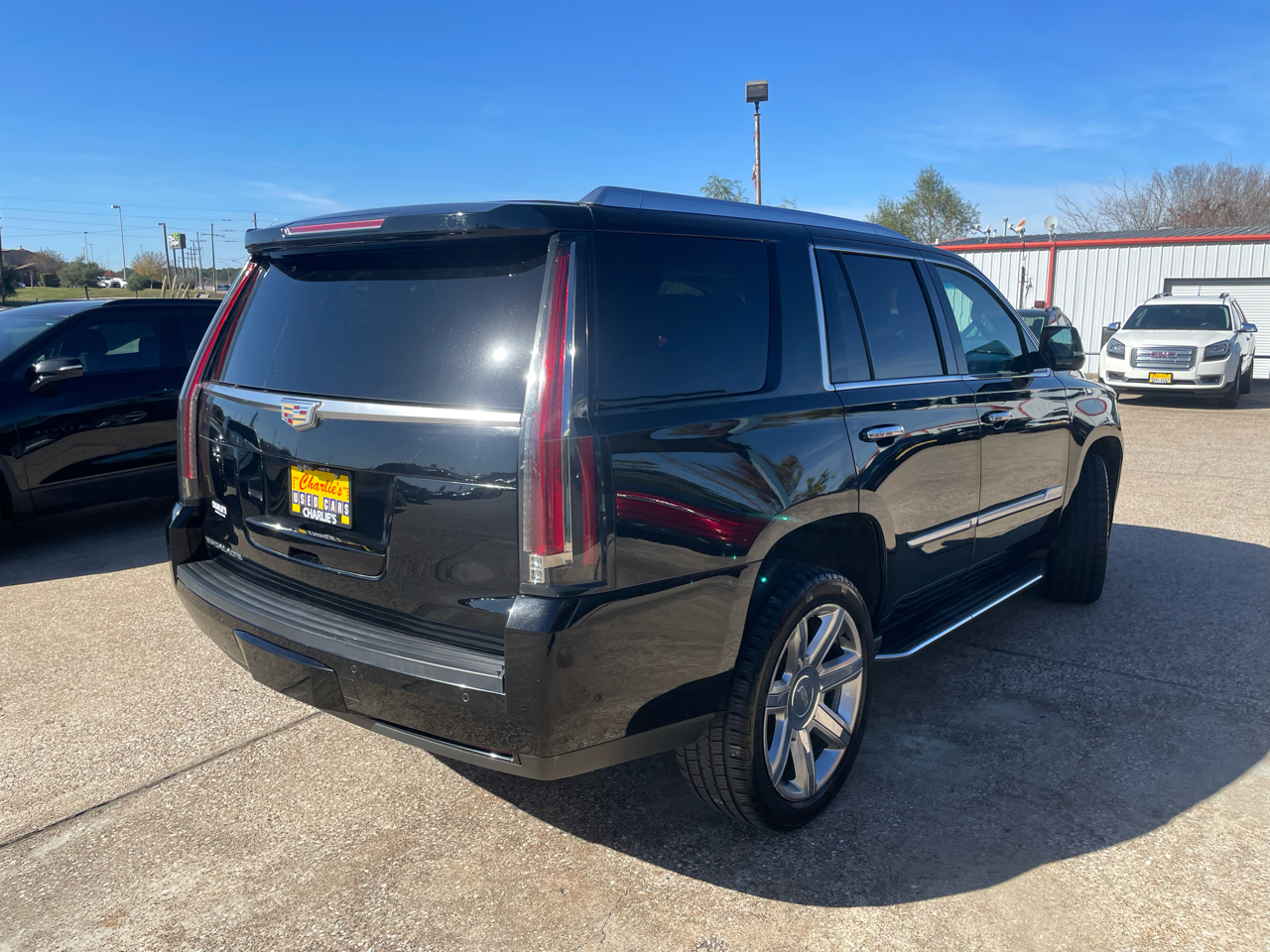 Cadillac Escalade 2WD 4dr Luxury 2018