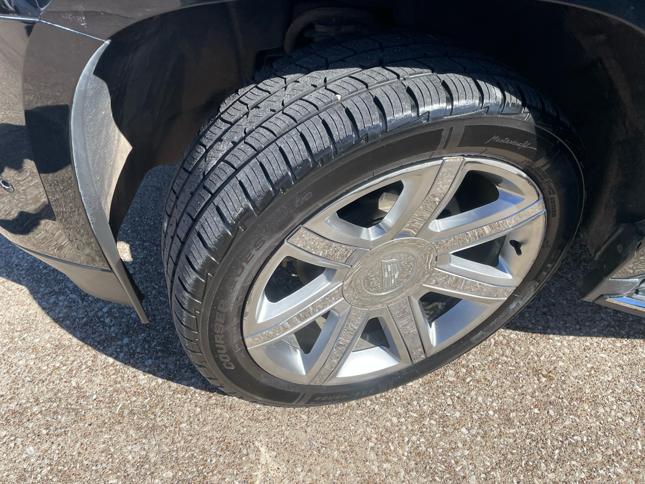 Cadillac Escalade 2WD 4dr Luxury 2018