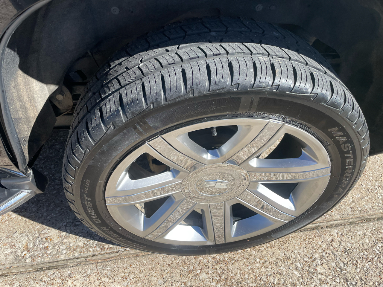 Cadillac Escalade 2WD 4dr Luxury 2018