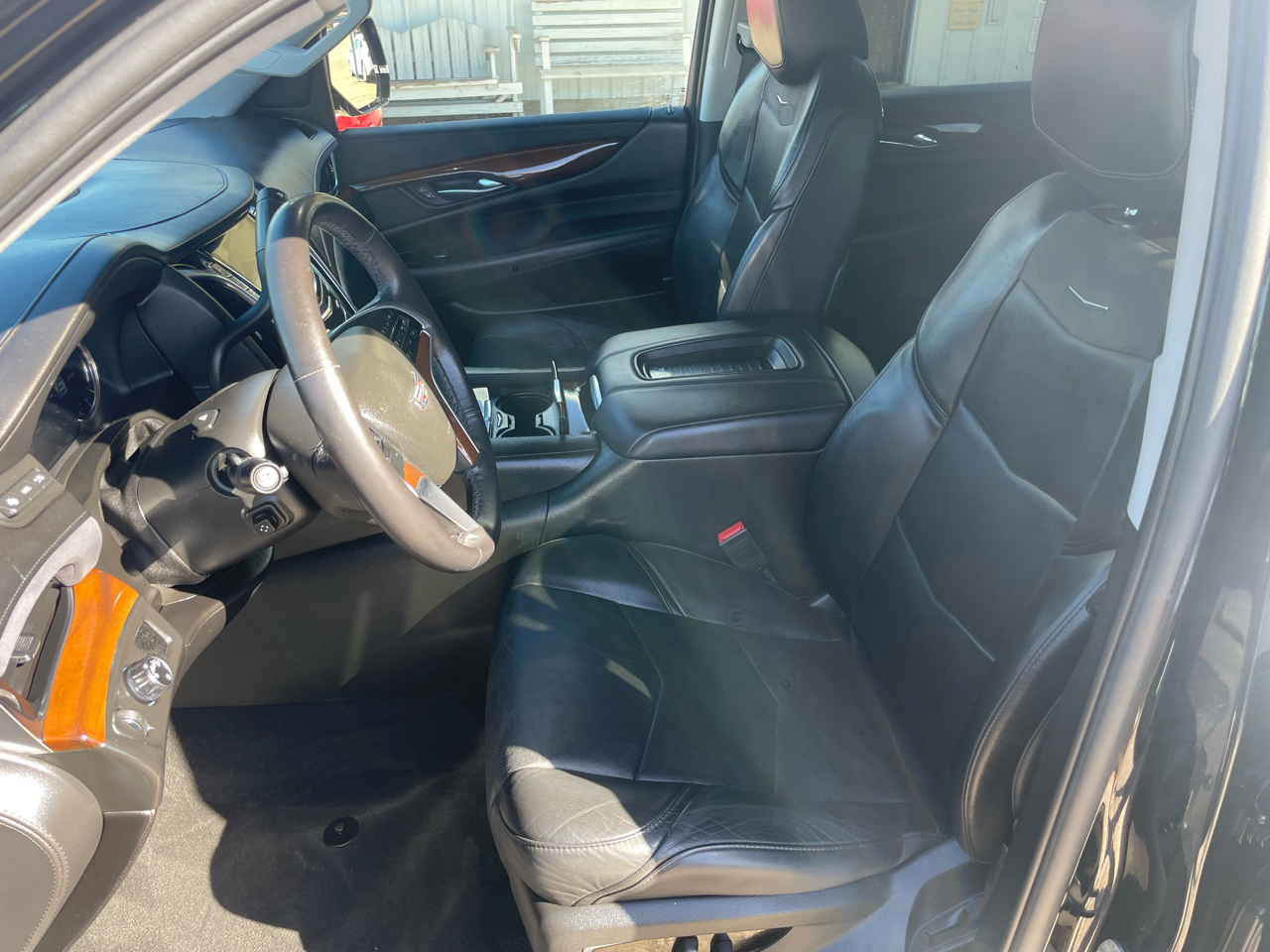 Cadillac Escalade 2WD 4dr Luxury 2018