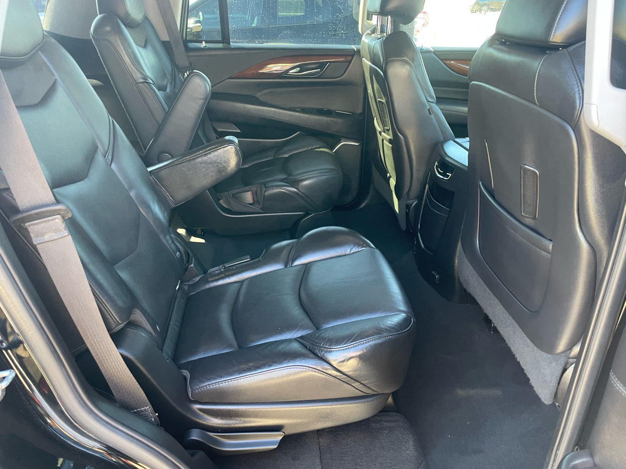 Cadillac Escalade 2WD 4dr Luxury 2018