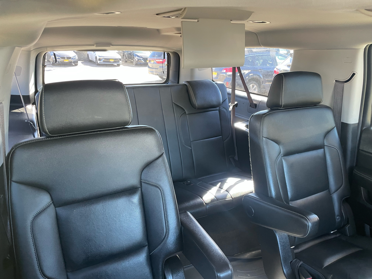 Chevrolet Suburban 2WD 4dr 1500 LTZ 2016
