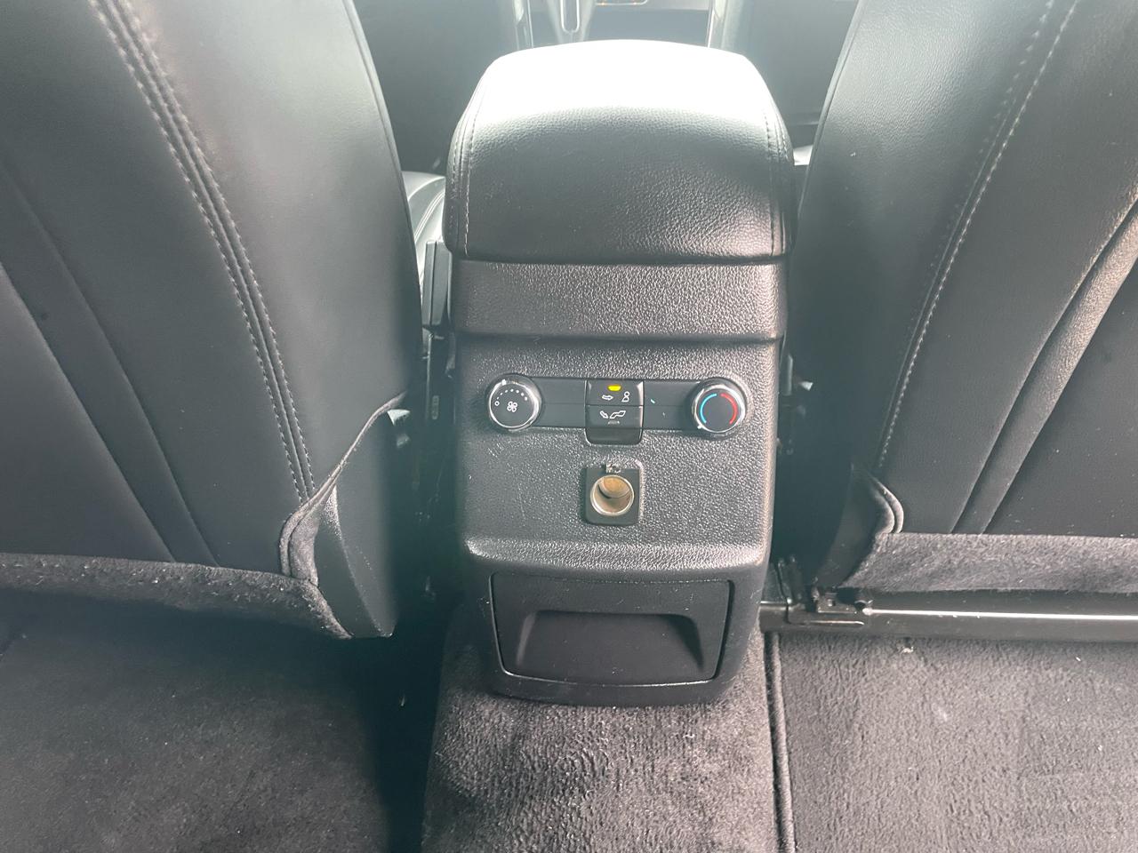 Ford Explorer XLT FWD 2019