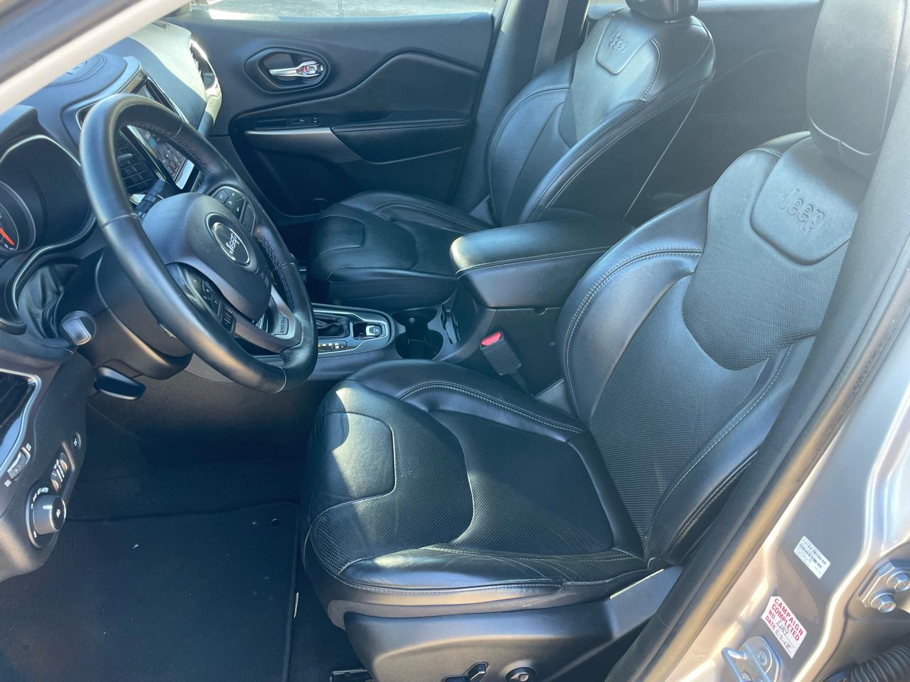 Jeep Cherokee Limited FWD 2019