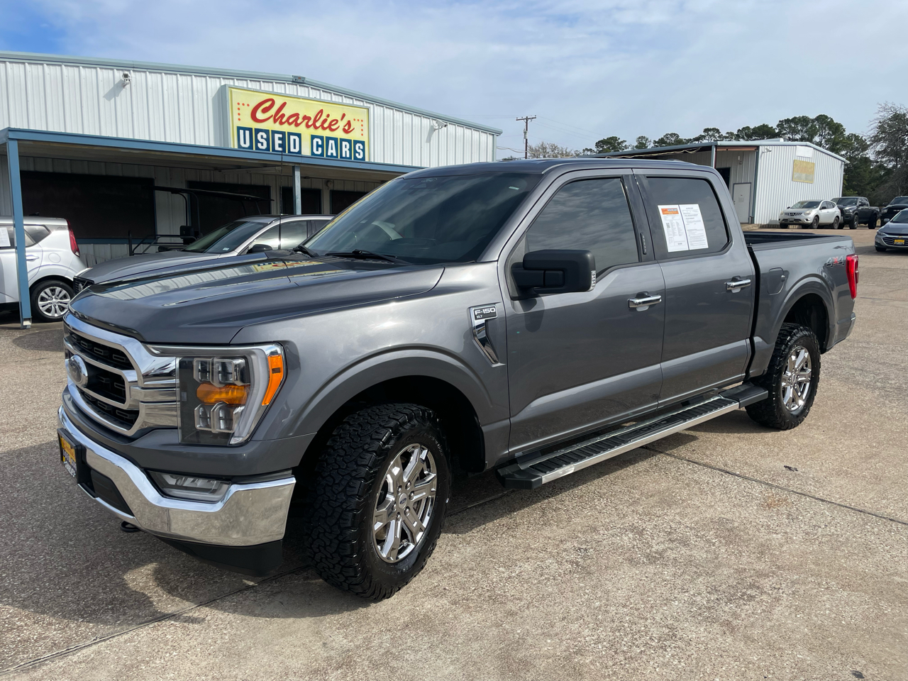 2022 Ford F-150 XLT 4WD SuperCrew 5.5' Box
