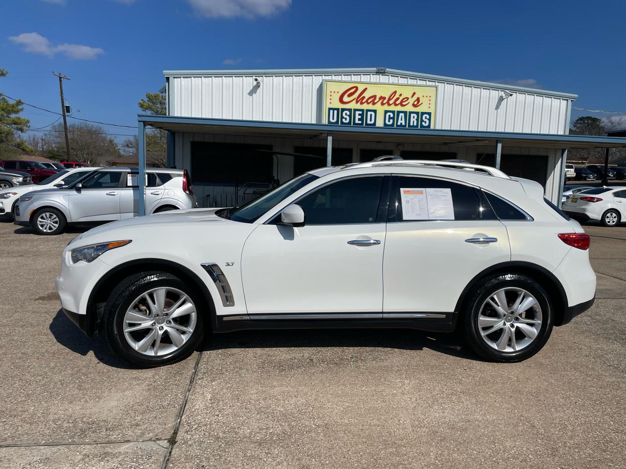 Infiniti QX70 RWD 4dr 2015